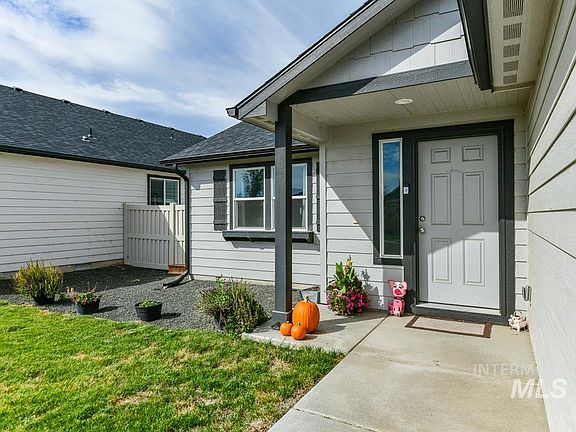 2nd image of 4706 Columbia Falls Ave