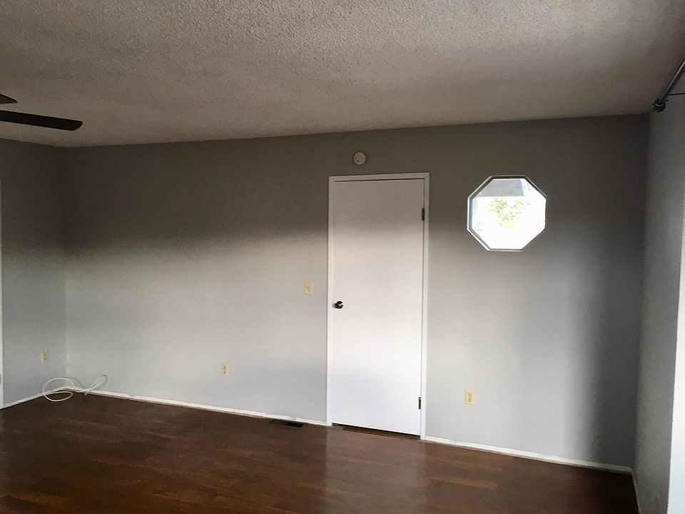 1st image of 1342 Kostner Dr