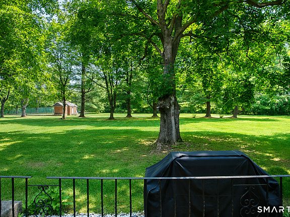 4th image of 3 Camelot Drive #5