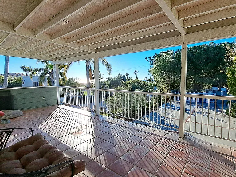 5910 Kanan Dume Rd — Photo 24