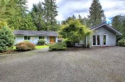 2nd image of 6520 225th Ave NE