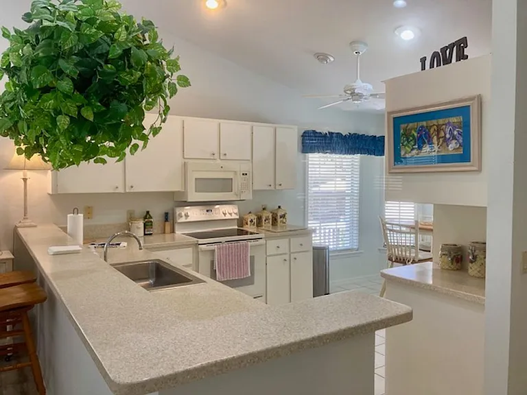 6084 W Fairhaven Ct — Photo 6