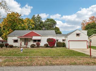 7749 Dahlia Dr, Mentor On The Lake, OH