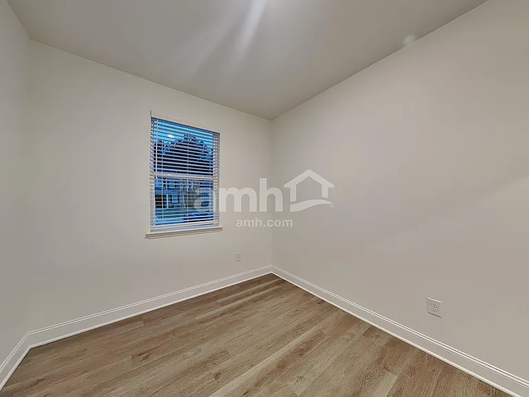 1488 Aquamarine Dr — Photo 12