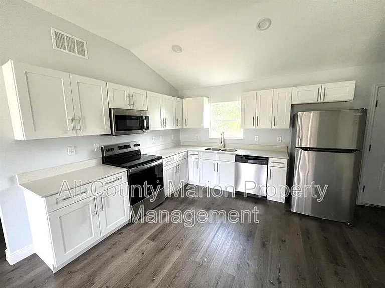 3580 SW 158th Pl — Photo 3