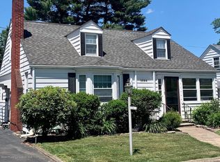 1094 Rutter Ave, Forty Fort, PA 18704