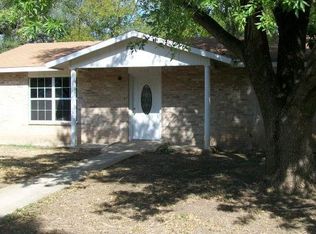 430 Encino St, Uvalde, TX 78801