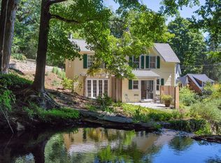 4 Waterfall Ln, Cos Cob, CT 06807