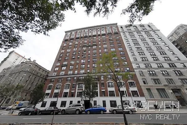 Rented by 24 7 NYC Realty Inc. | media 28