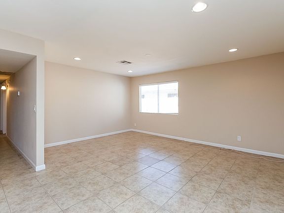 5th image of 3829 W Acapulco Ln