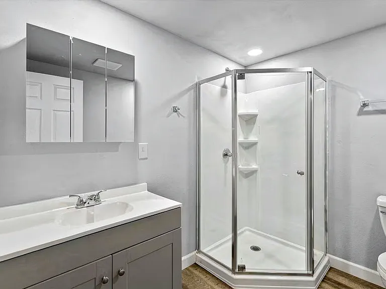 3425 E 57th Ave #3425 — Photo 11