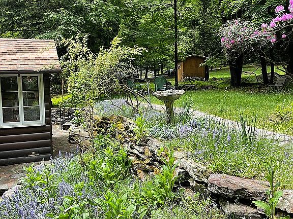 4th image of 52 Cumberland Trail