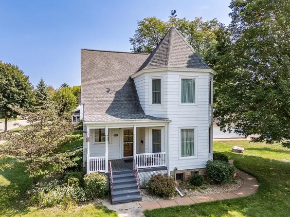 1120 Ash Street, Baraboo, WI 53913