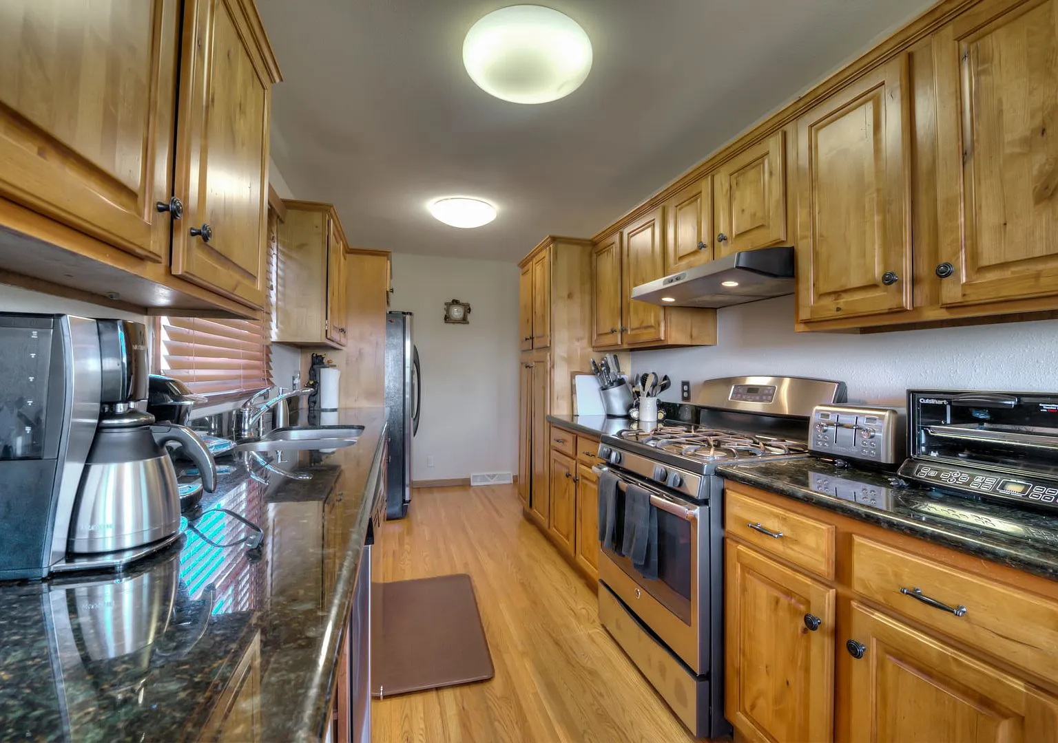Beautiful home near bus route Breckenridge! 5 bedrooms and VIEWS! Flexible Lease Terms — Photo 4