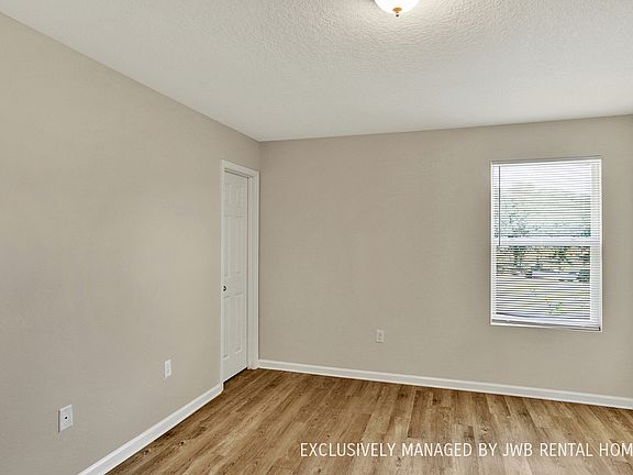 5th image of 6799 Lake Mist Ln