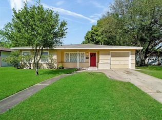 1502 Goliad Ave, La Marque, TX 77568