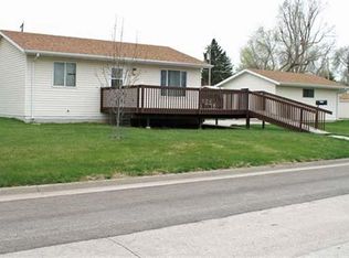 1701 Baltimore Ave, Hot Springs, SD 57747
