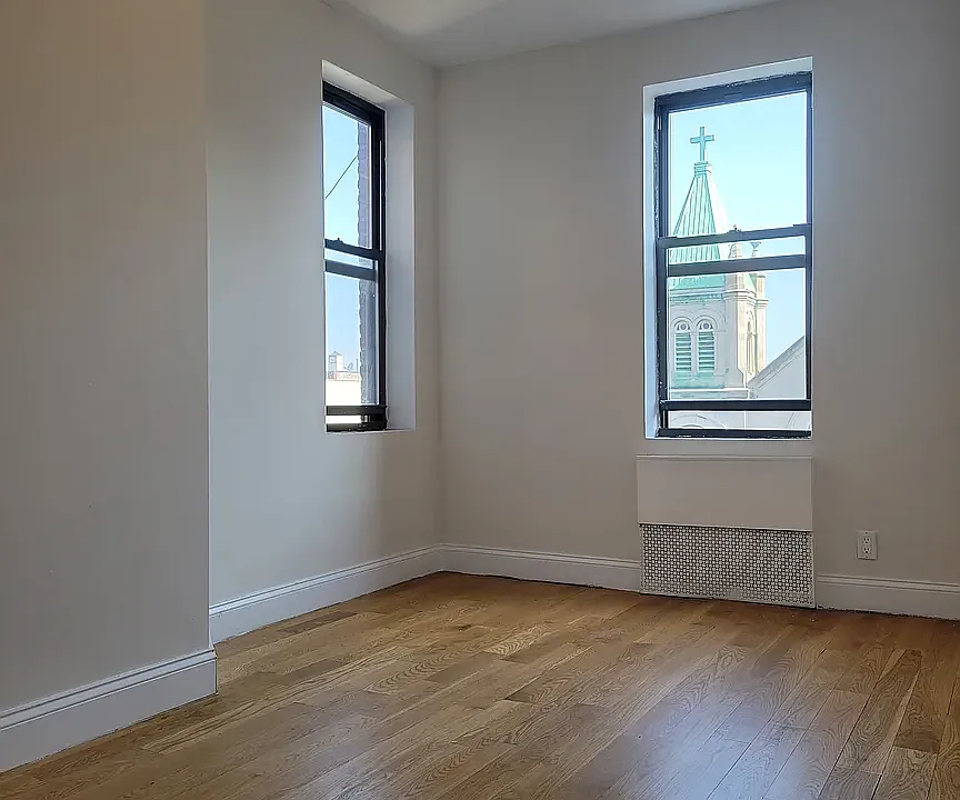 115 E 116th St #5E