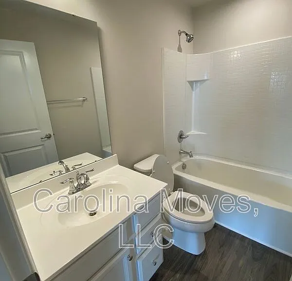 8 Willomere Way — Photo 13