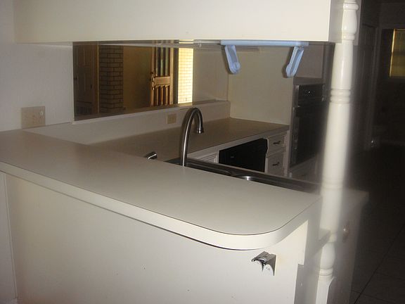 5th image of 803 Sunfish Cir