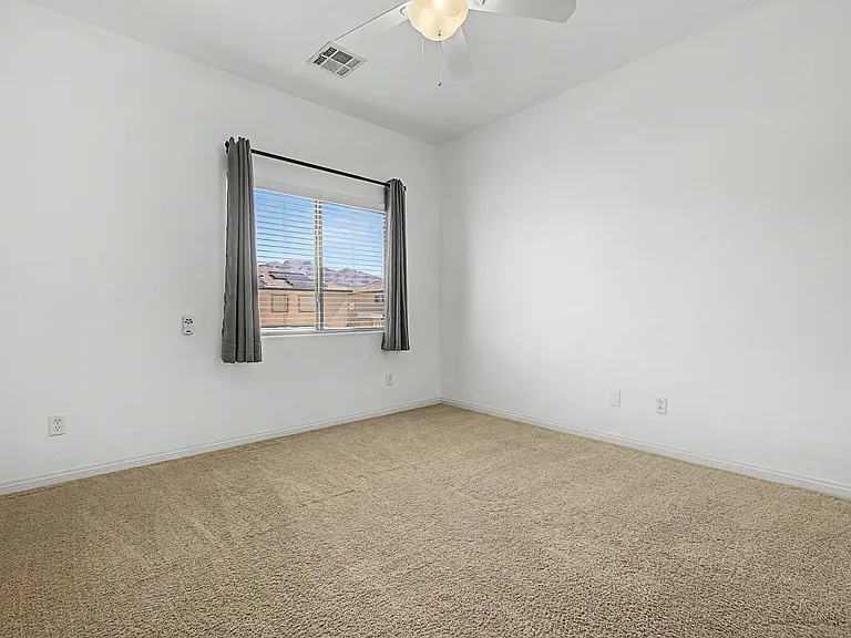 4204 Lower Saxon Ave — Photo 29