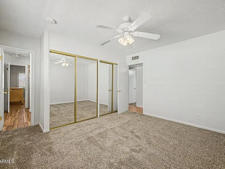 8501 E Roanoke Ave — Photo 18