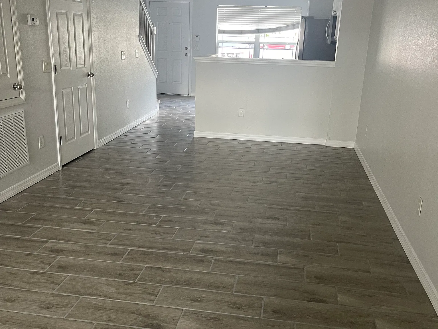 2 bed, 2.5 bath, 1161 sqft, $1,600 — Photo 4