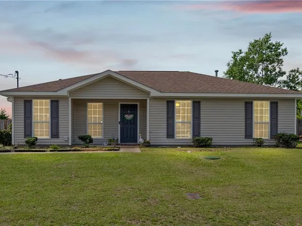 13588 James Copeland Dr, Mobile, AL 36695