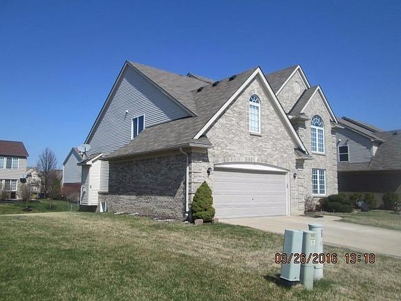 2nd image of 43584 Arborview Ln