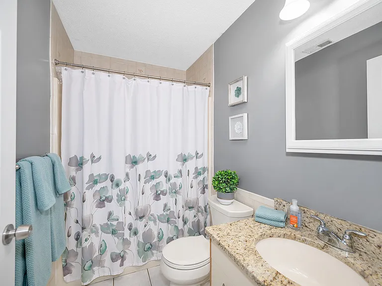 95 Tennis Plaza Rd #7 — Photo 7