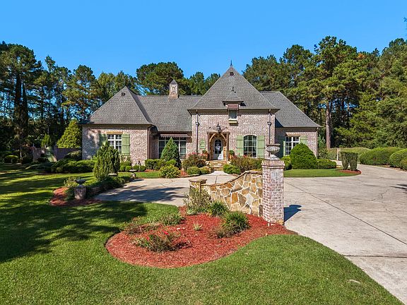 4th image of 15 Jomar Rd