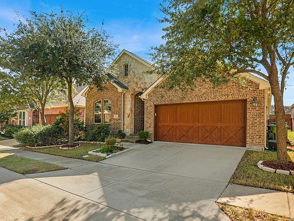 2nd image of 410 Plumwood Way