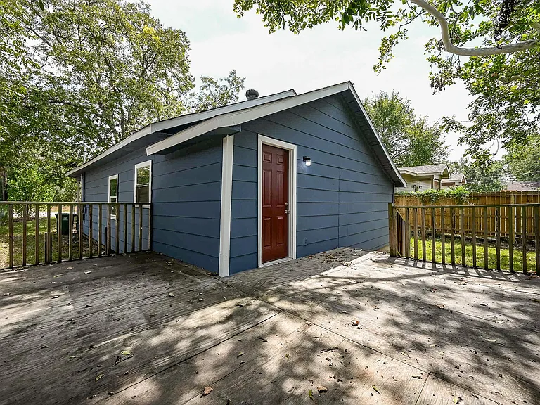 8007 Carver Rd — Photo 25