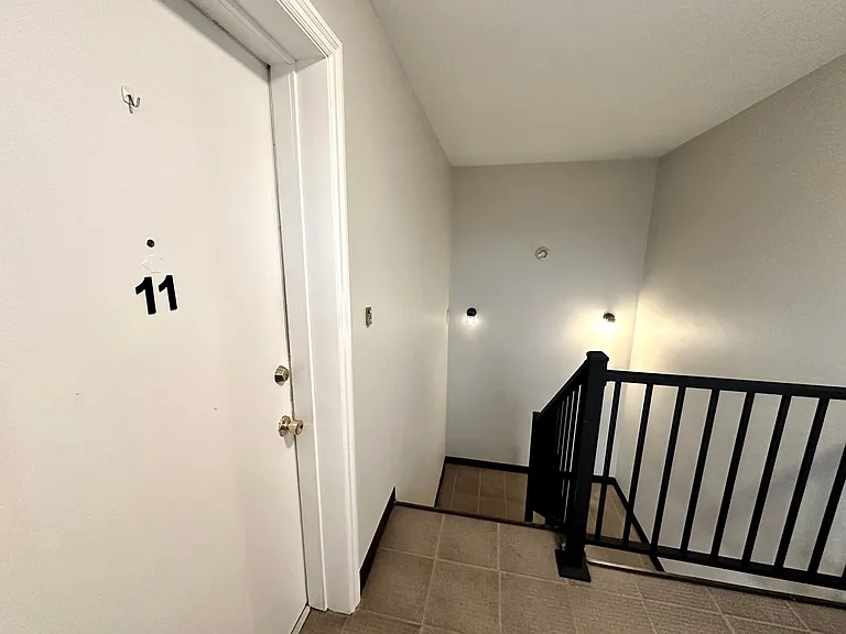 9215 Olde Scotland Rd — Photo 3