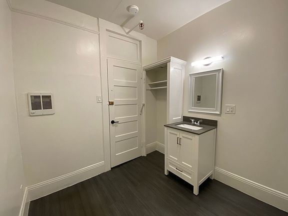 2nd image of 668 Clay St Unit 34
