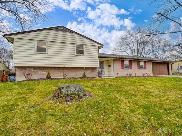 4328 Skylark Dr, Englewood, OH 45322