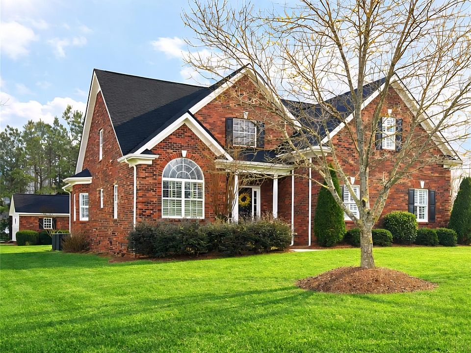 1st image of 3109 Fairmead Dr