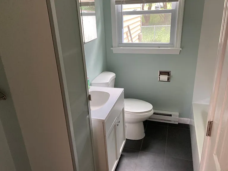 25 Randall St #A — Photo 3