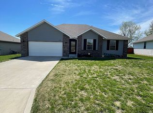 288 W Picardy St, Republic, MO 65738