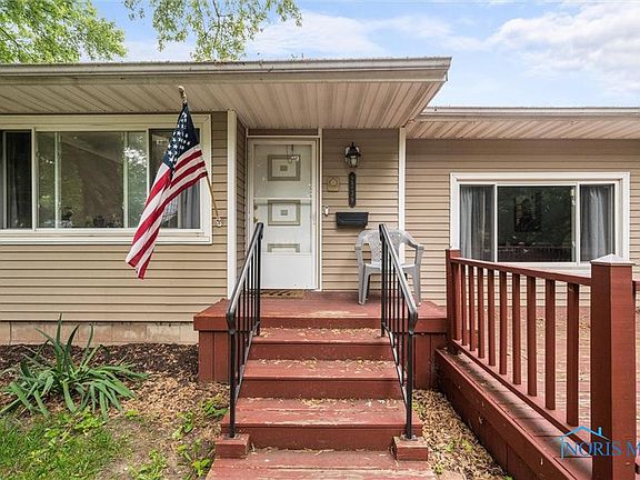 2nd image of 2739 Buxton Dr