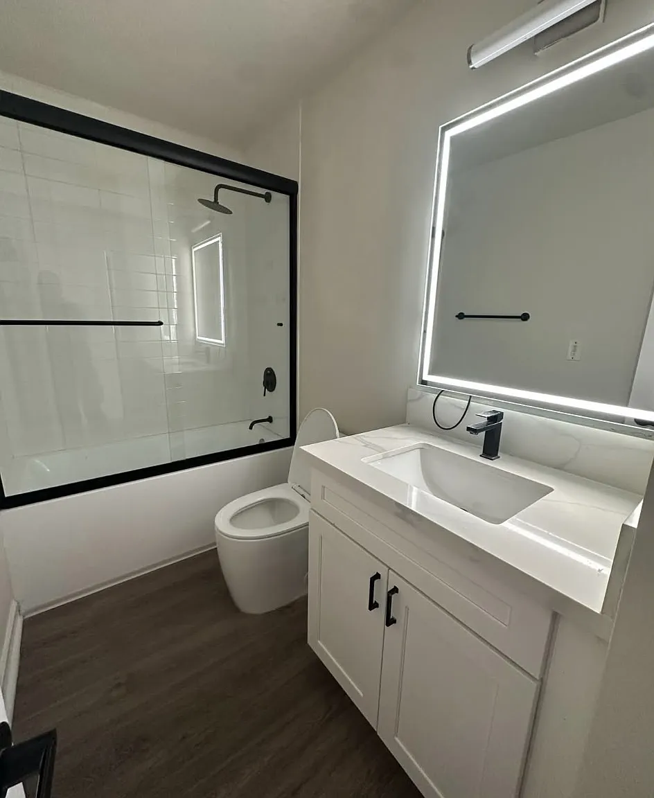 2 bed, 800 sqft, $2,650 — Photo 2
