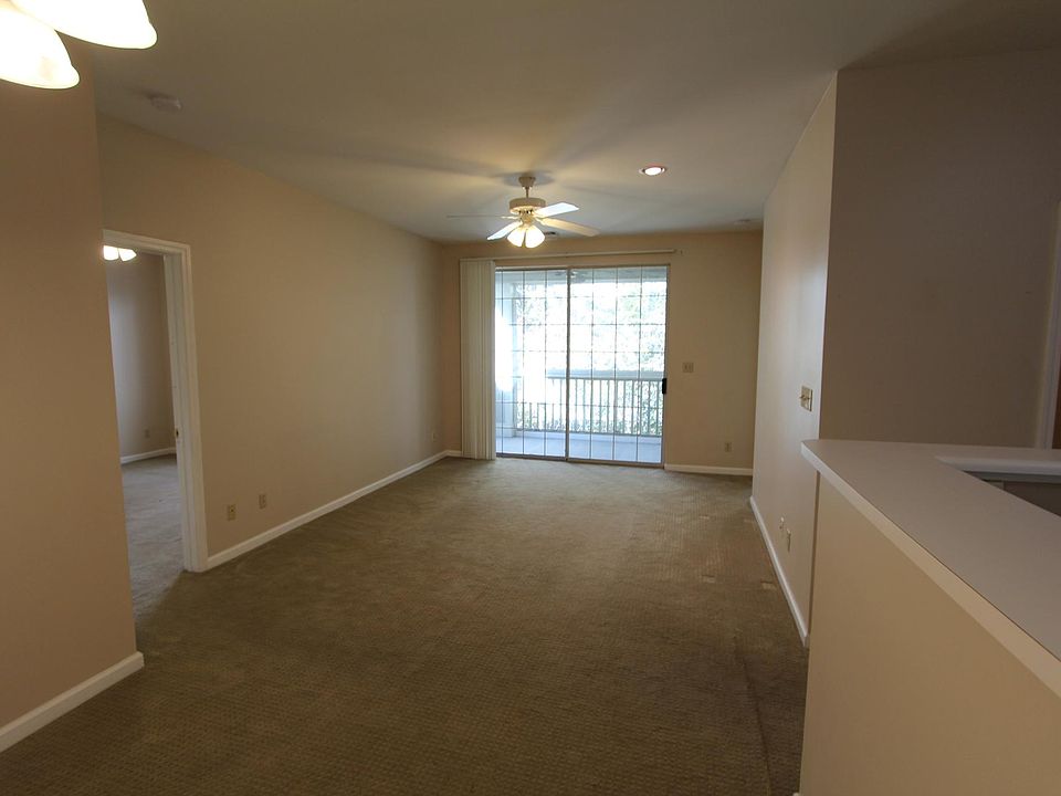 1st image of 1600 Long Grove Dr Unit 1526