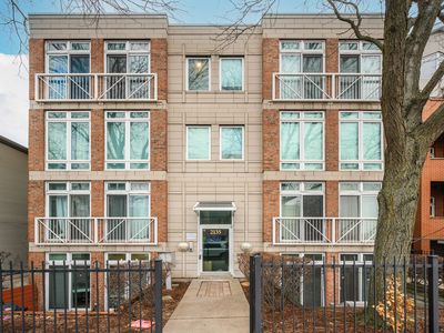 2135 N Southport Ave APT 101, Chicago, IL, 60614