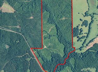 1720 Monument Rd, West Point, GA 31833