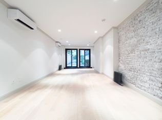 446 W 19th St APT 2, New York, NY 10011