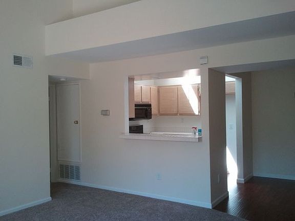 5th image of 24133 Del Monte Dr Unit 198