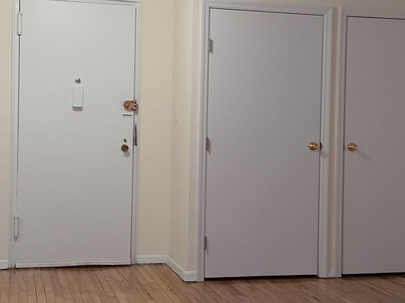 4th image of 14325 41st Ave #9X