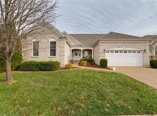579 Owls Perch Dr, Lake Saint Louis, MO 63367