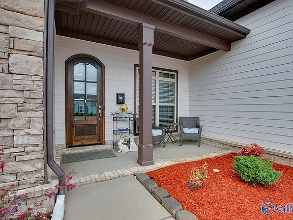 3rd image of 4417 Lake Willow Blvd
