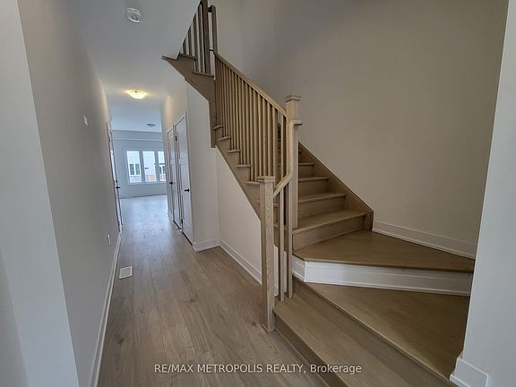 4th image of 13 Hay Ln